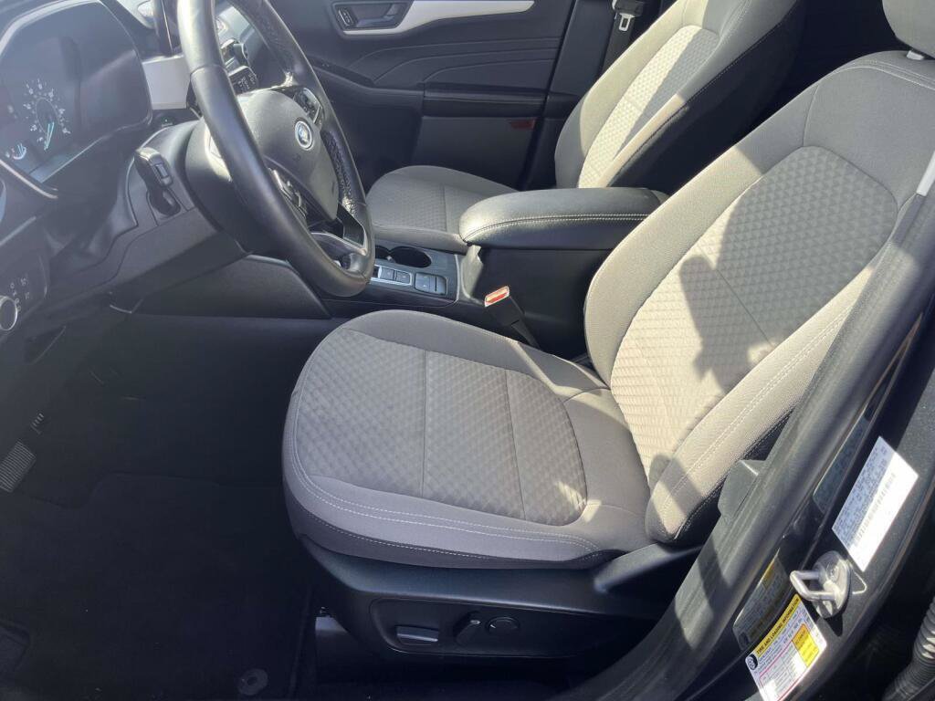 Used 2022 Ford Escape SE w/ Convenience Package AWD/4WD image 17