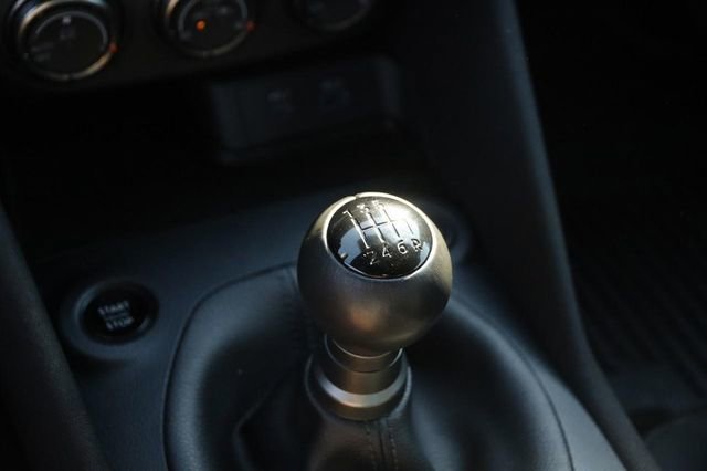 Used 2025 Nissan Z Sport w/ Floor Mat Package image 12