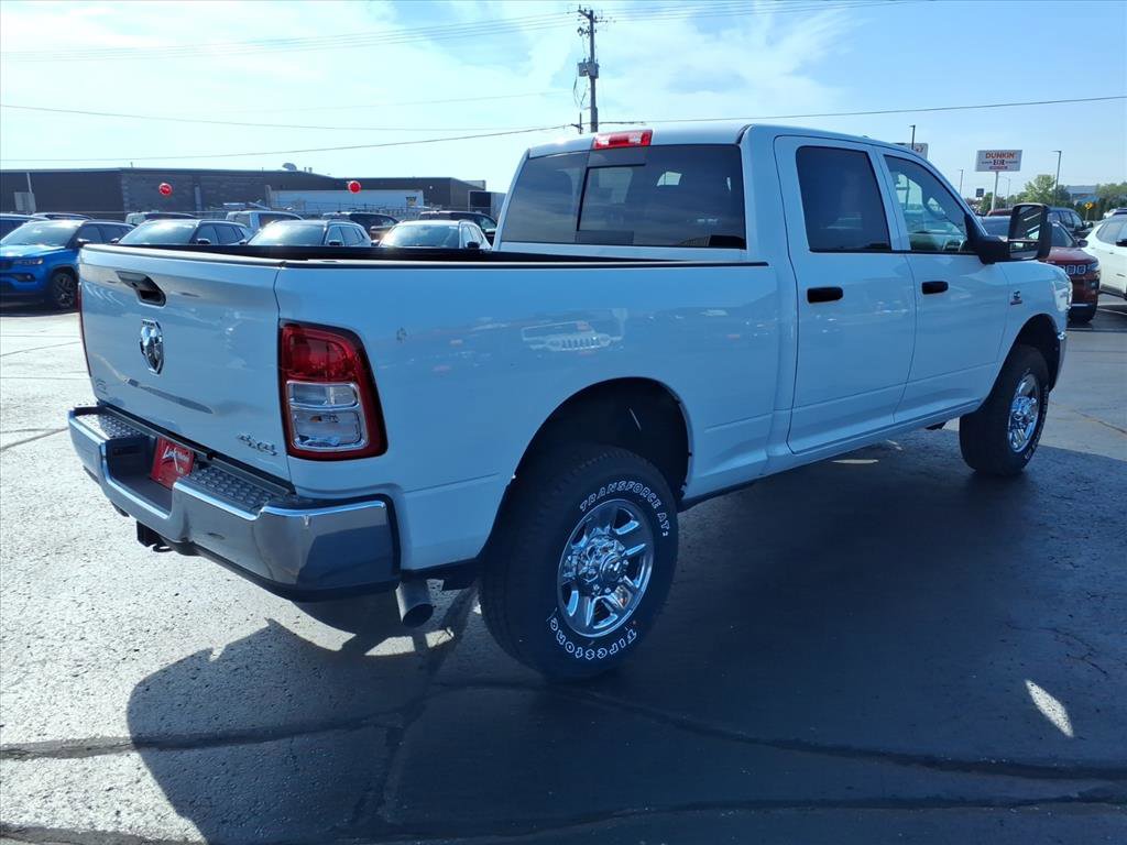 Used 2024 RAM 3500 Tradesman w/ Chrome Appearance Group image 4