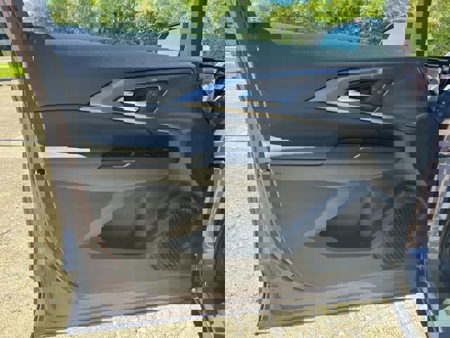 New 2026 Chevrolet Equinox EV LT image 23