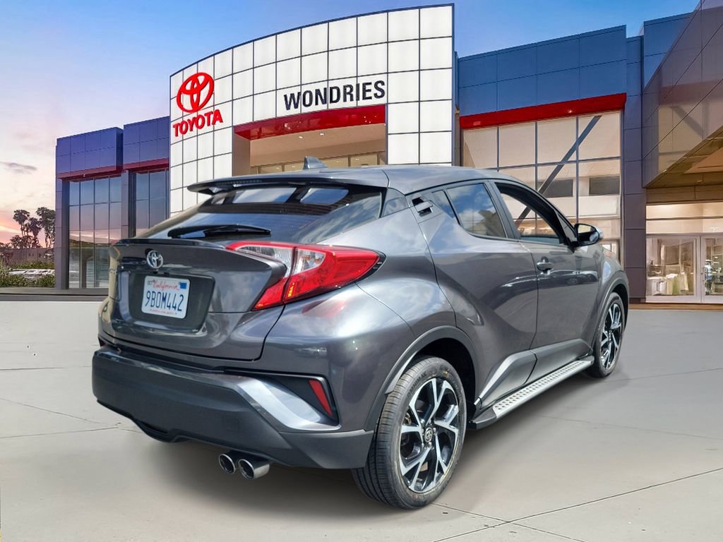 Used 2021 Toyota C-HR LE image 4