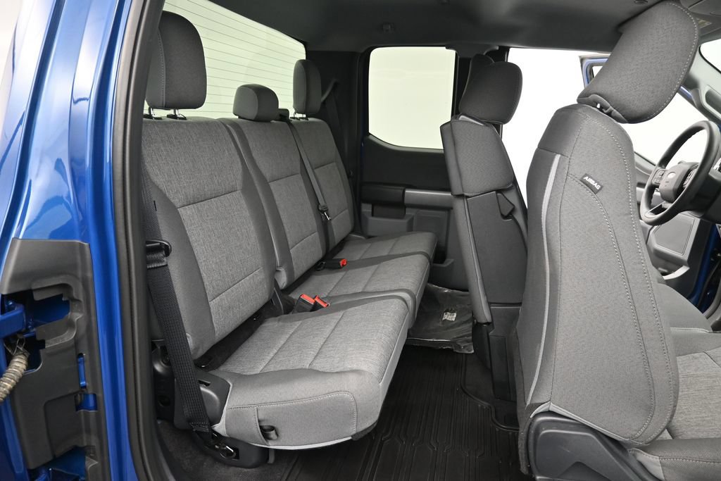 Used 2025 Ford F150 XLT AWD/4WD image 23