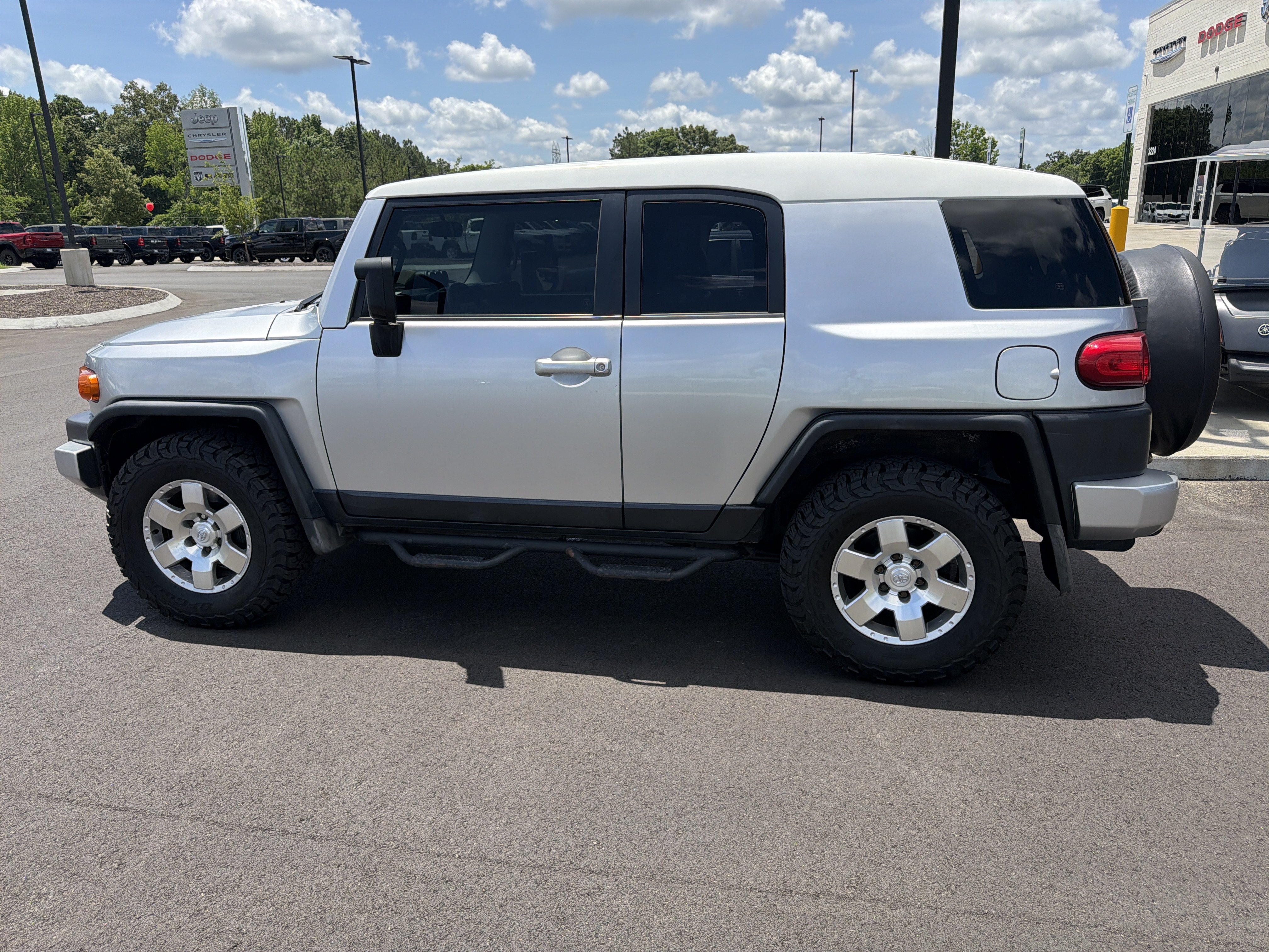 Used 2007 Toyota FJ Cruiser 4WD image 24