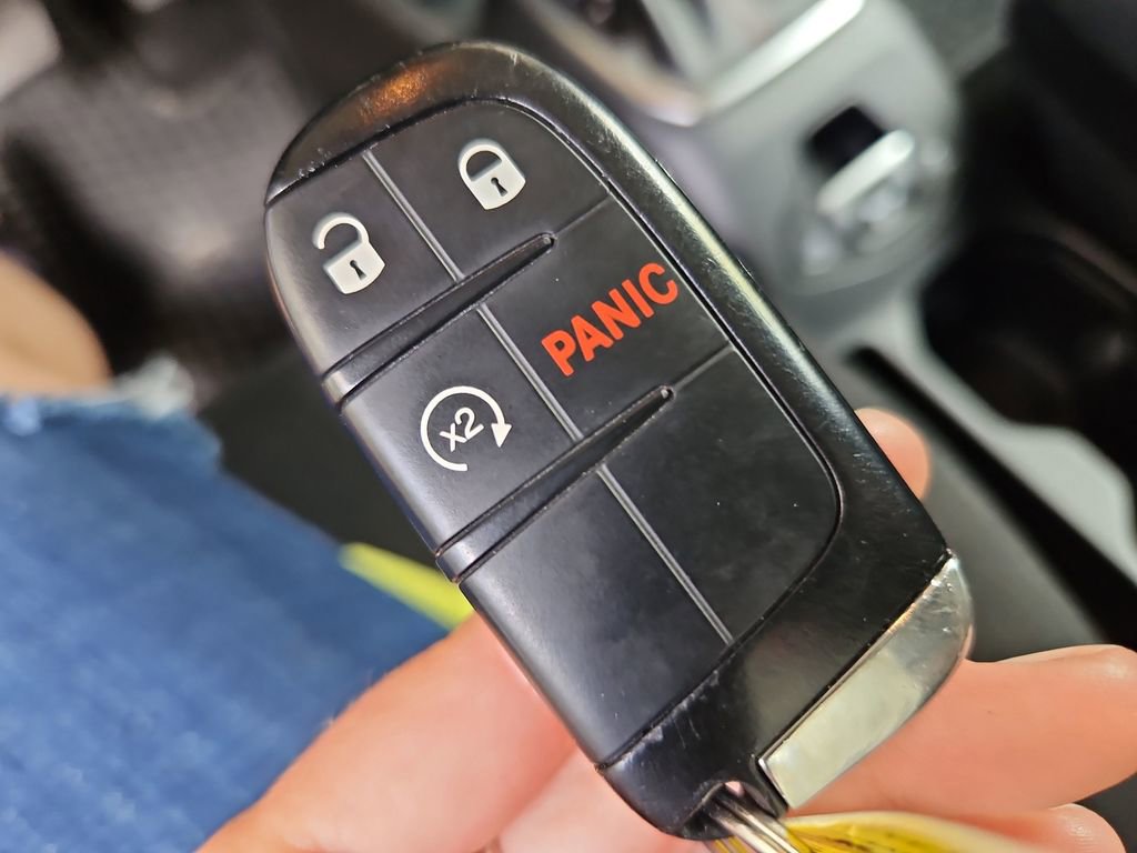 Used 2023 Jeep Renegade Trailhawk image 34