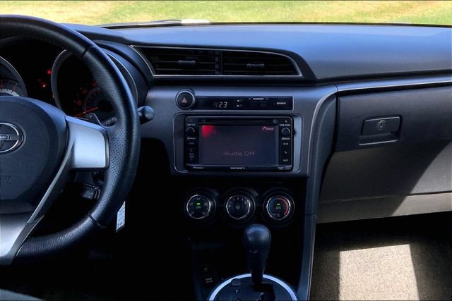 Used 2015 Scion tC FWD image 6