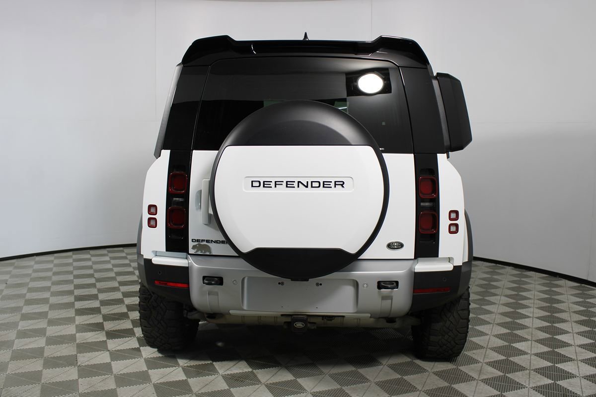 Used 2021 Land Rover Defender 90 S AWD/4WD image 33
