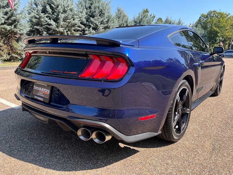 Used 2019 Ford Mustang GT Premium w/ Equipment Group 401A RWD image 31
