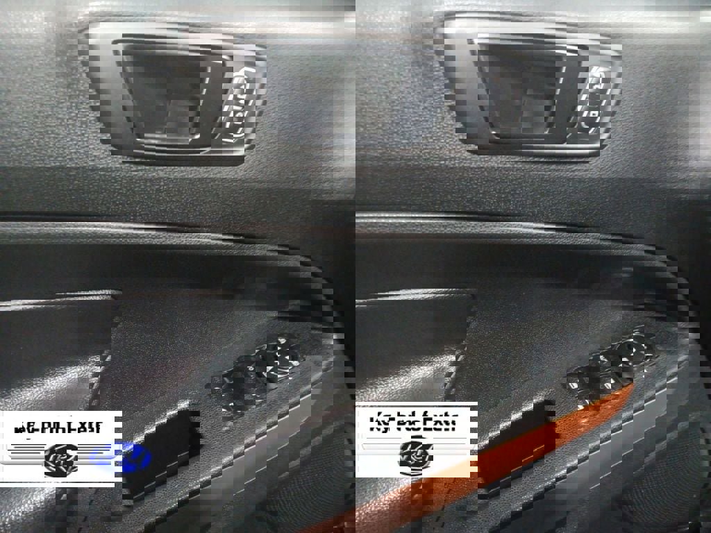 Used 2018 Ford EcoSport SES w/ SES Cold Weather Package AWD/4WD image 20