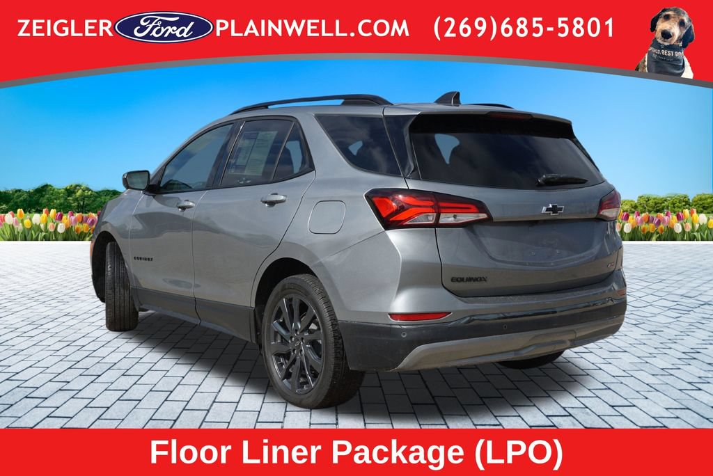 Used 2023 Chevrolet Equinox RS w/ LPO, Floor Liner Package FWD image 3