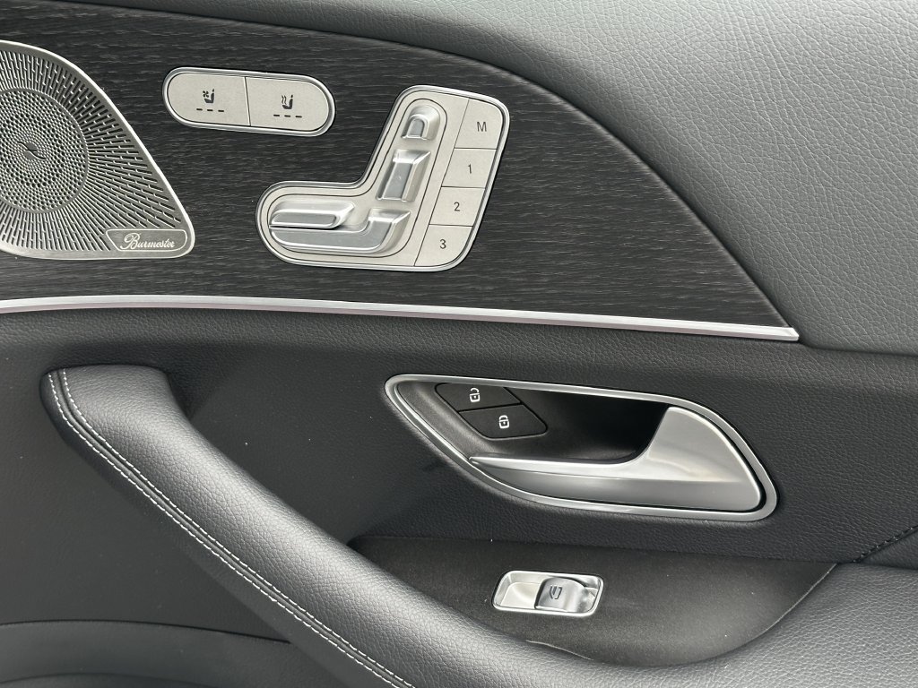 Certified 2026 Mercedes-Benz GLS 450 4MATIC image 17