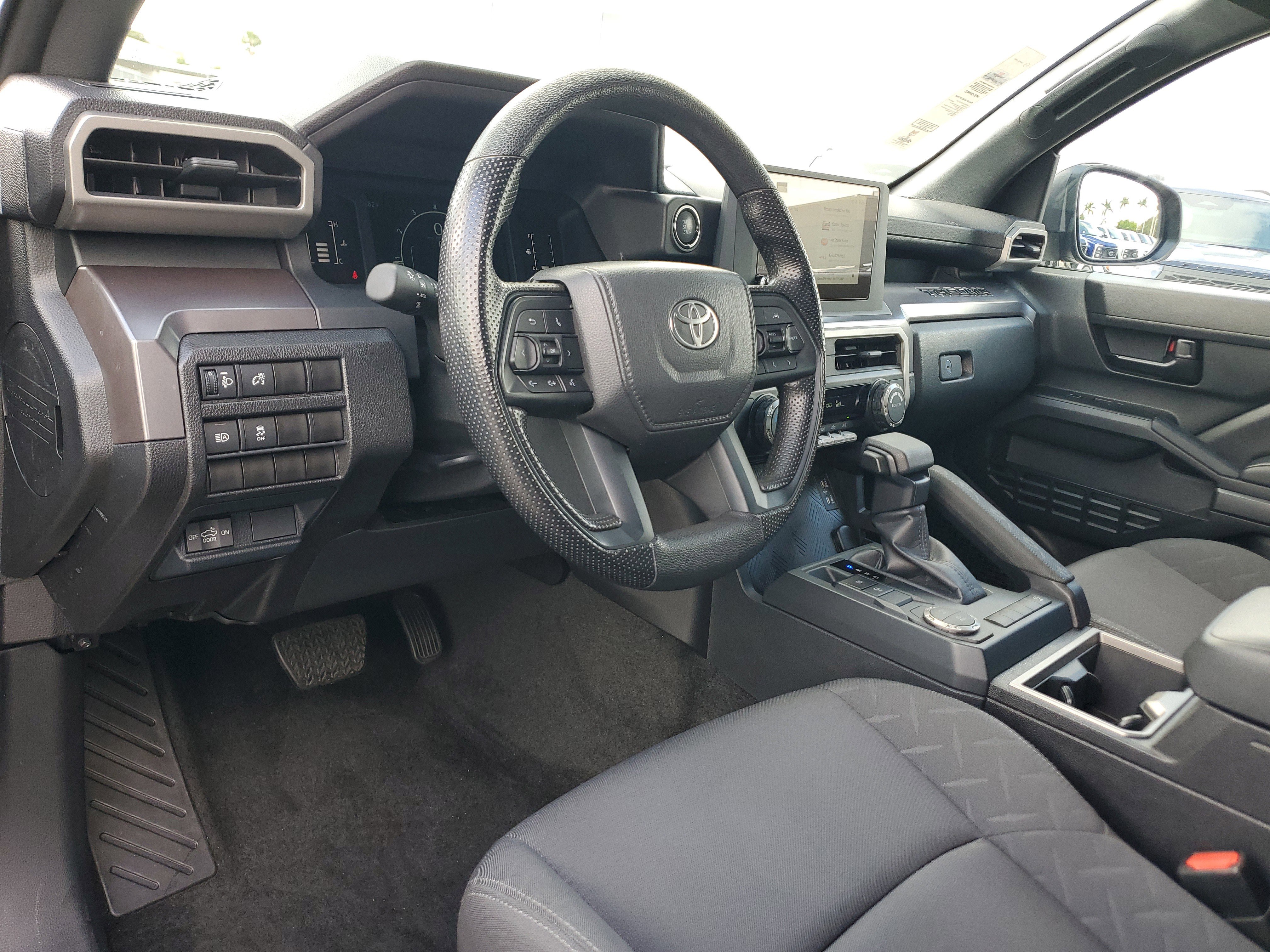 Used 2025 Toyota Tacoma SR5 RWD image 9