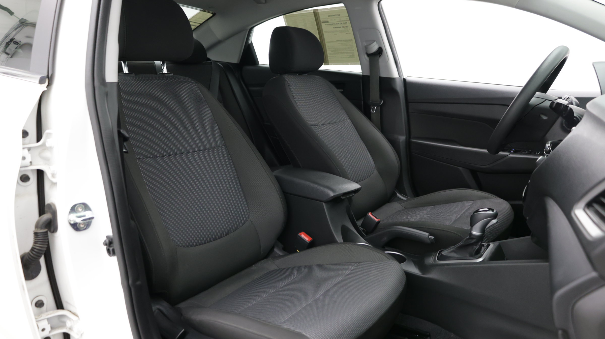 Used 2022 Hyundai Accent SEL FWD image 34
