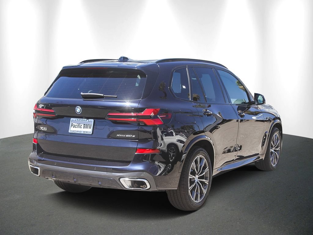 Used 2024 BMW X5 xDrive50e w/ M Sport Package AWD/4WD image 6