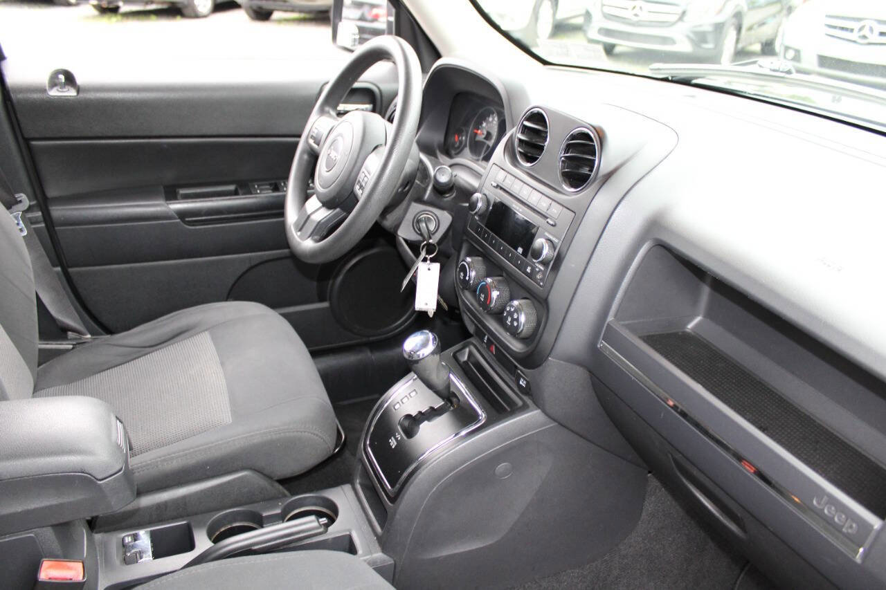 Used 2011 Jeep Patriot Sport w/ PWR Value Group image 12