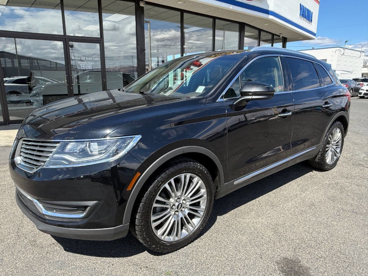 Used 2018 Lincoln MKX Reserve w/ Cargo Utility Package AWD/4WD image 1