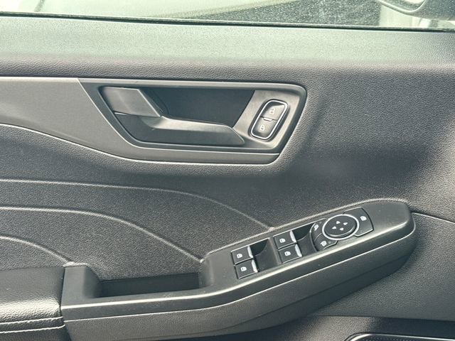 Used 2023 Ford Escape Active image 33