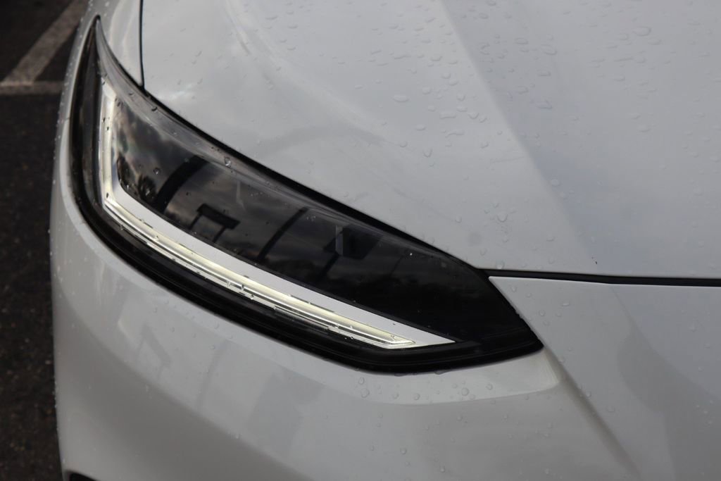 Used 2025 Honda HR-V LX image 12