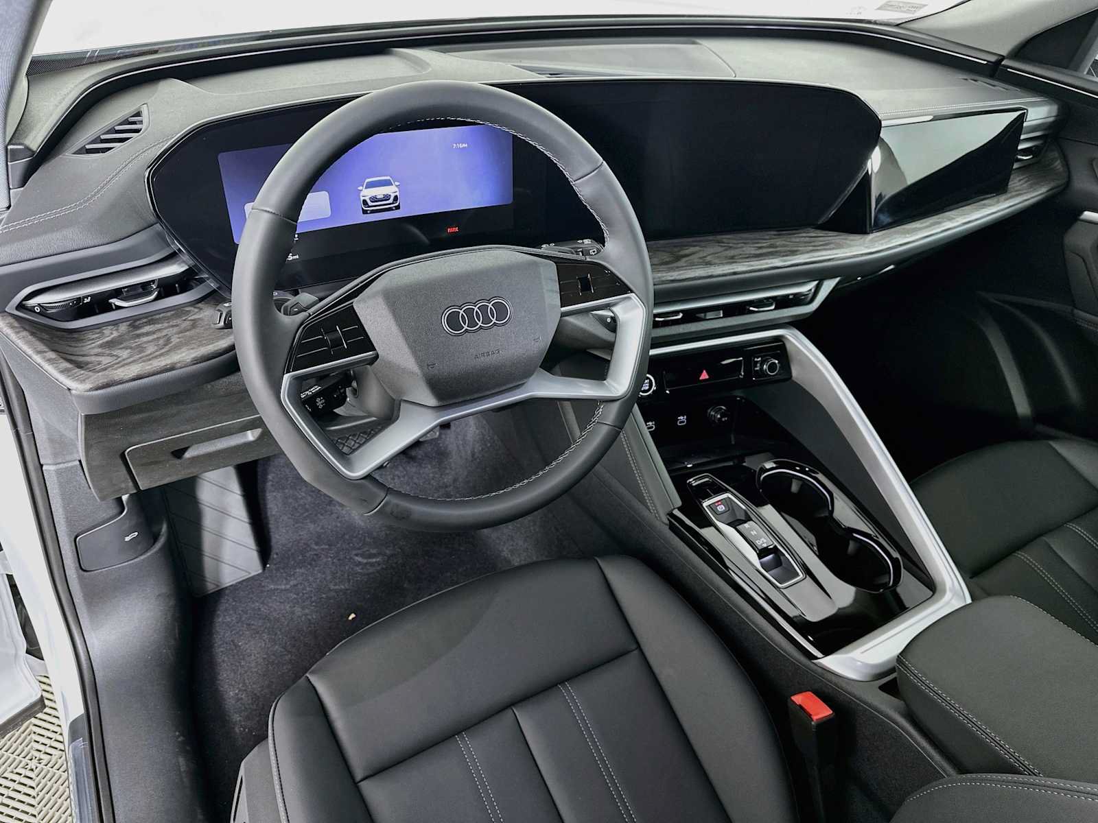 New 2026 Audi Q5 Premium AWD/4WD image 9