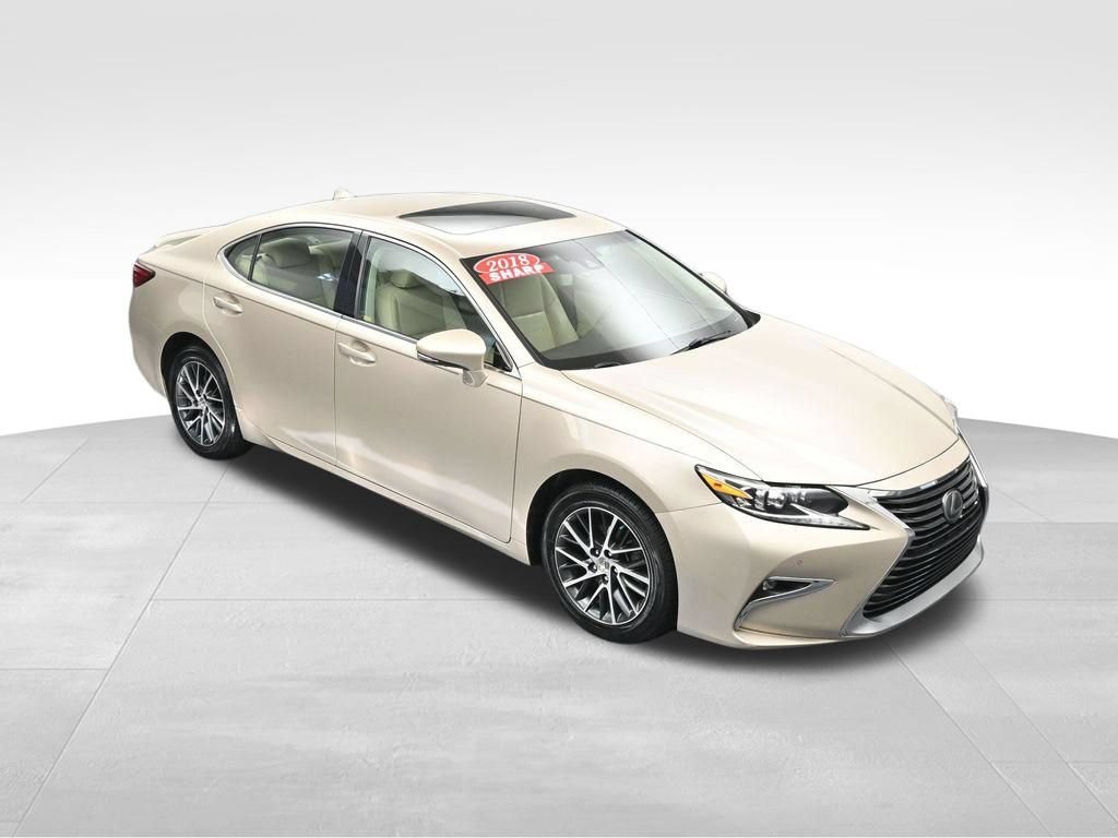 Used 2018 Lexus ES 350 w/ Luxury Package w/Wood Trim FWD image 39