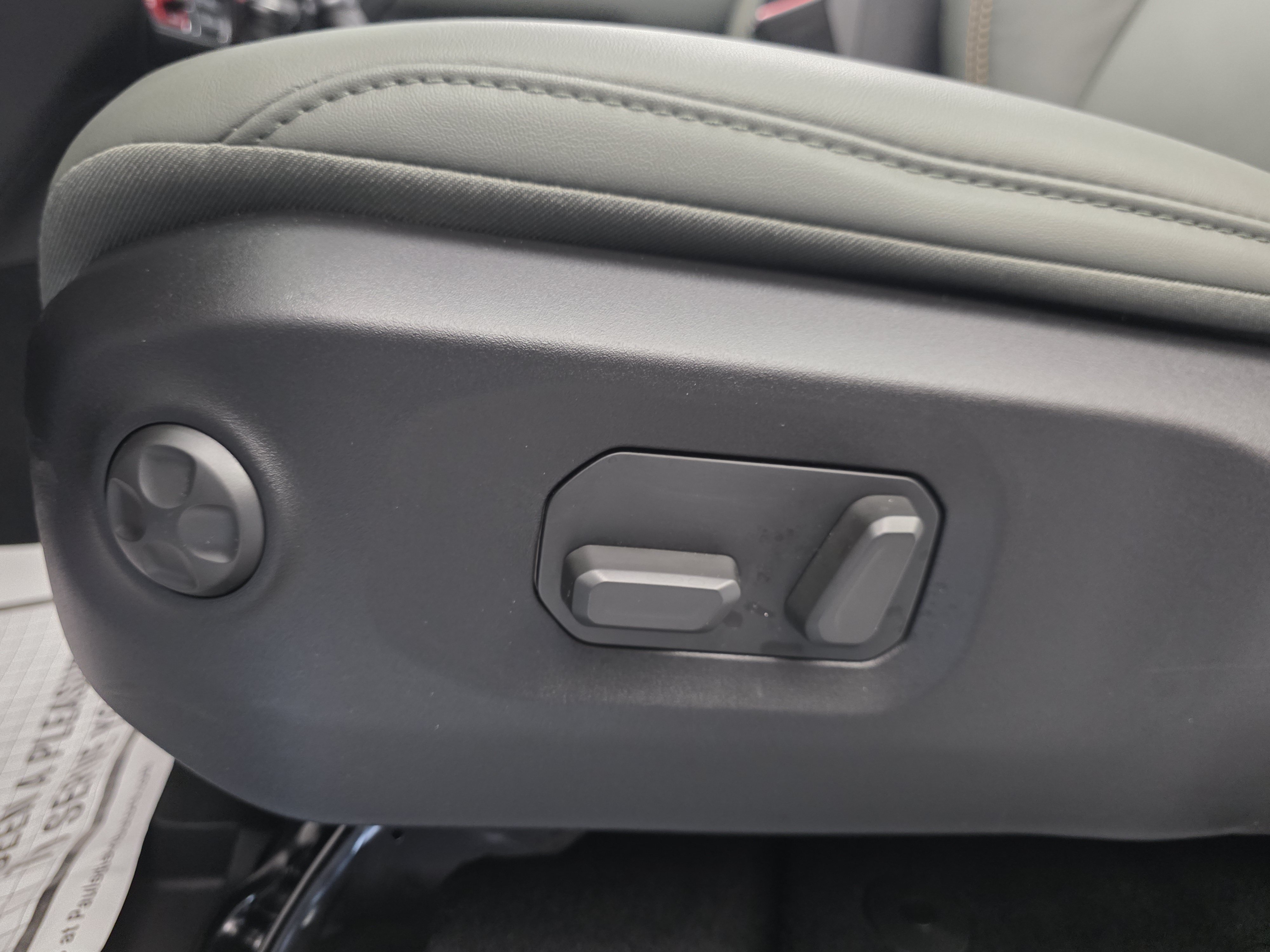 New 2026 Jeep Gladiator Mojave AWD/4WD image 16