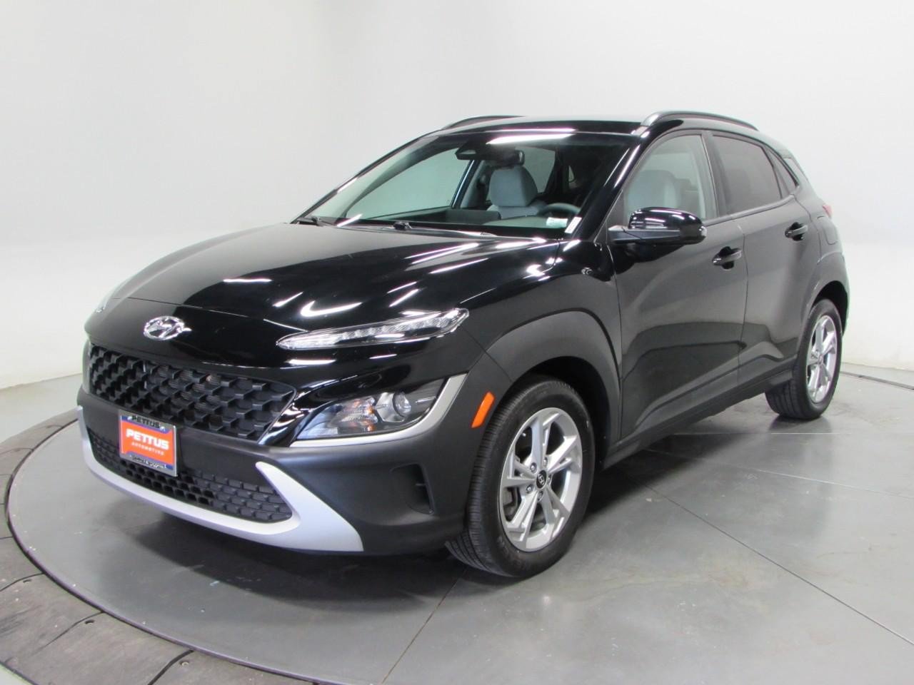 Used 2023 Hyundai Kona SEL w/ Cargo Package AWD/4WD image 3