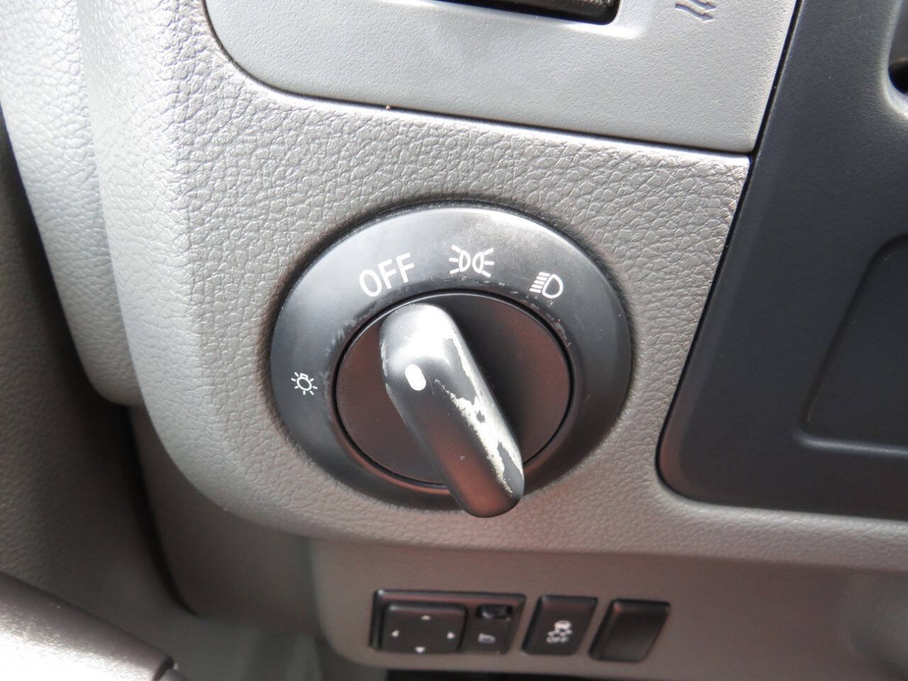 Used 2021 Nissan NV 2500 SV w/ Navigation Package RWD image 19