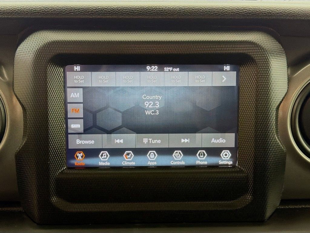 Used 2021 Jeep Gladiator Sport image 28