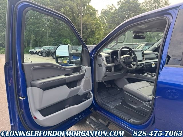 New 2026 Ford F250 XLT w/ XLT Premium Package AWD/4WD image 11