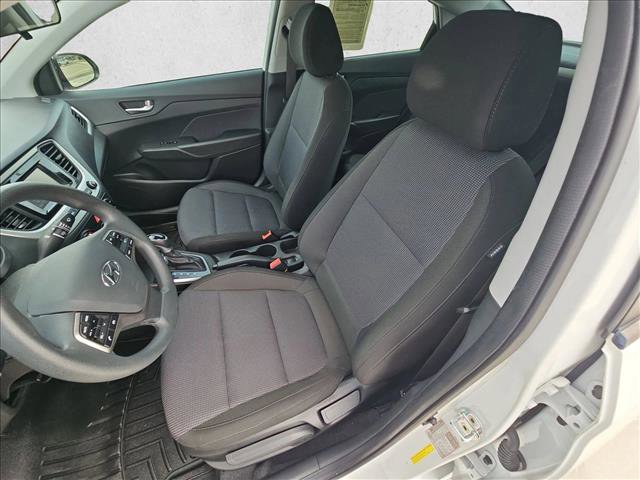Used 2021 Hyundai Accent SE image 16