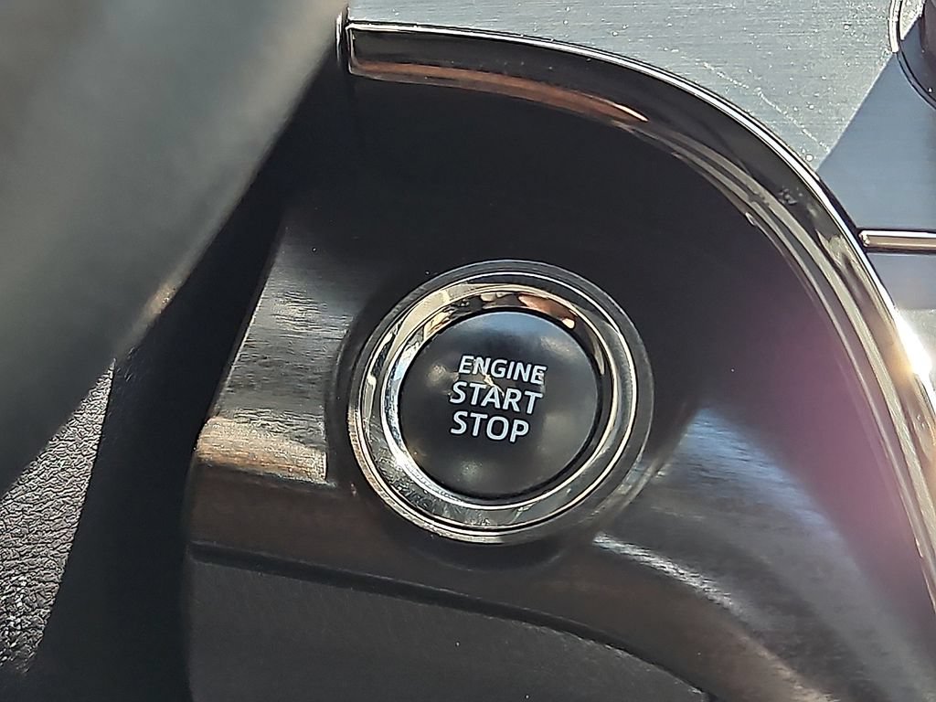 Used 2016 Toyota Avalon XLE Premium FWD image 29