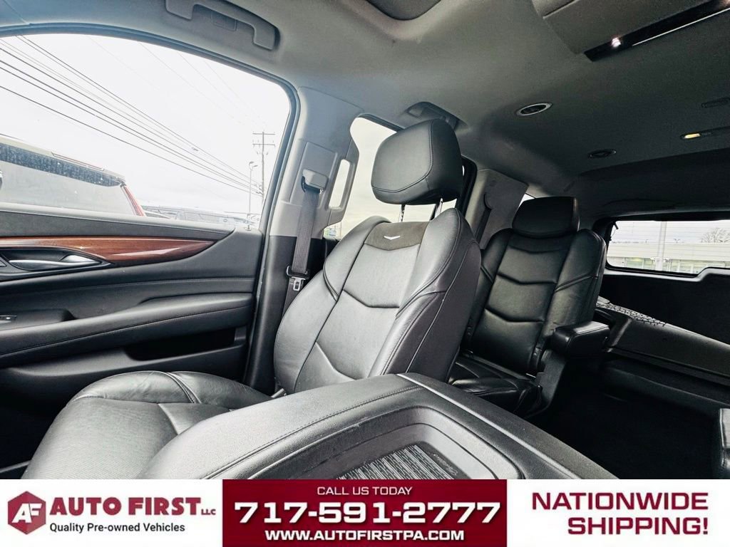 Used 2019 Cadillac Escalade Luxury image 14