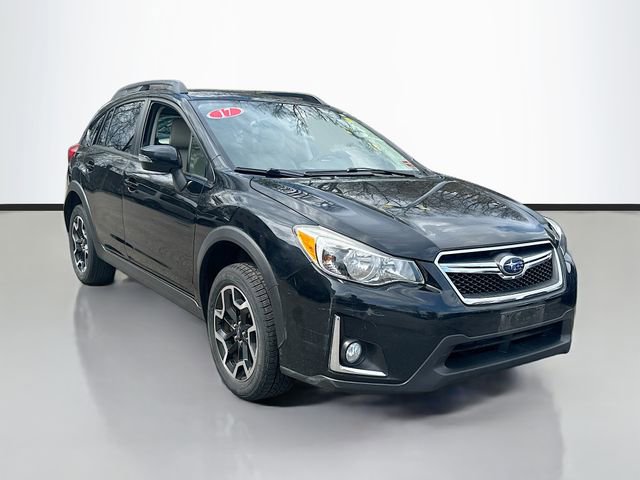 Used 2017 Subaru Crosstrek 2.0i Limited image 3