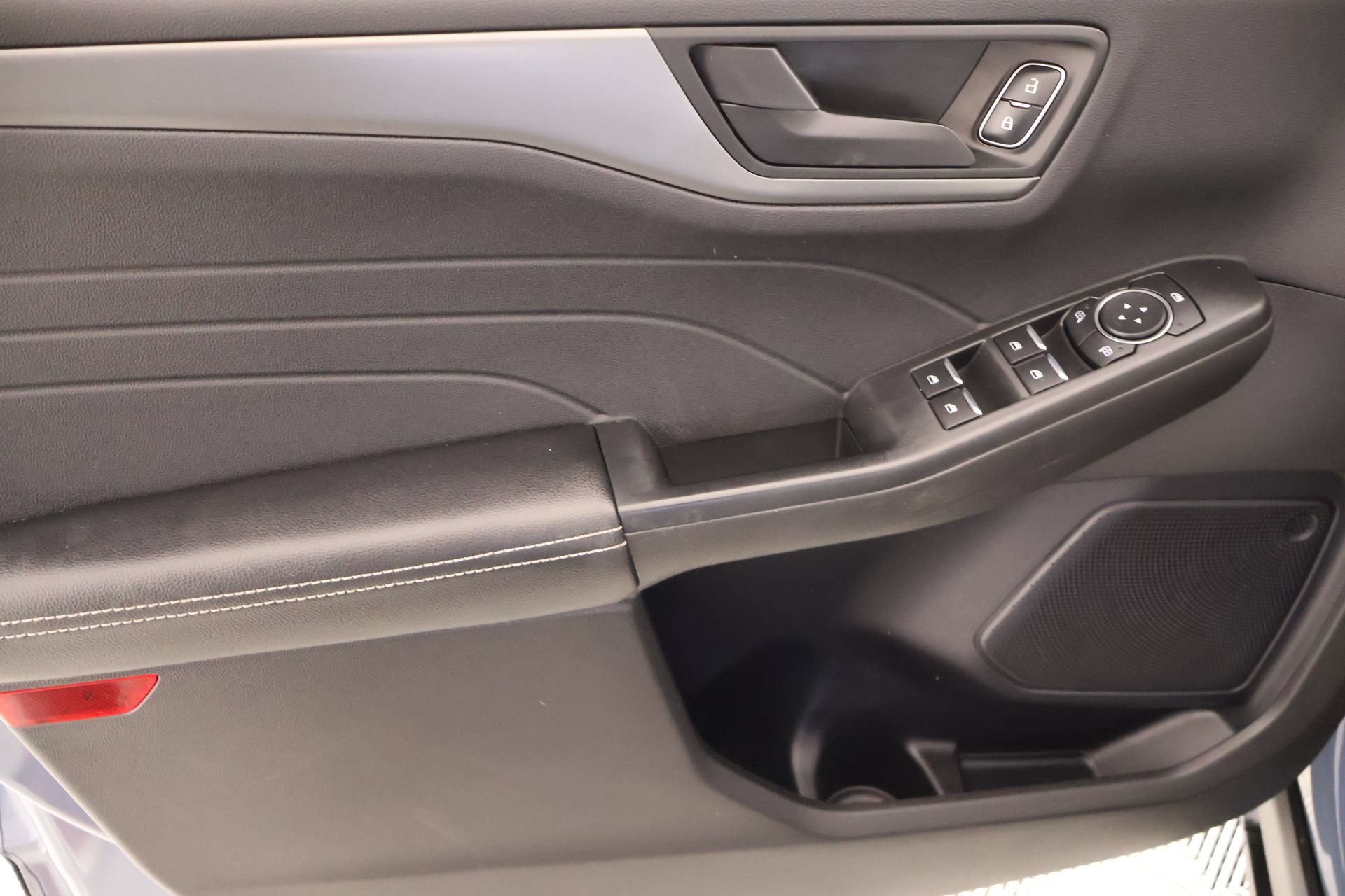 Used 2023 Ford Escape Active w/ Cold Weather Package FWD image 15