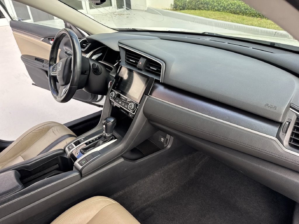 Used 2017 Honda Civic EX-L image 32