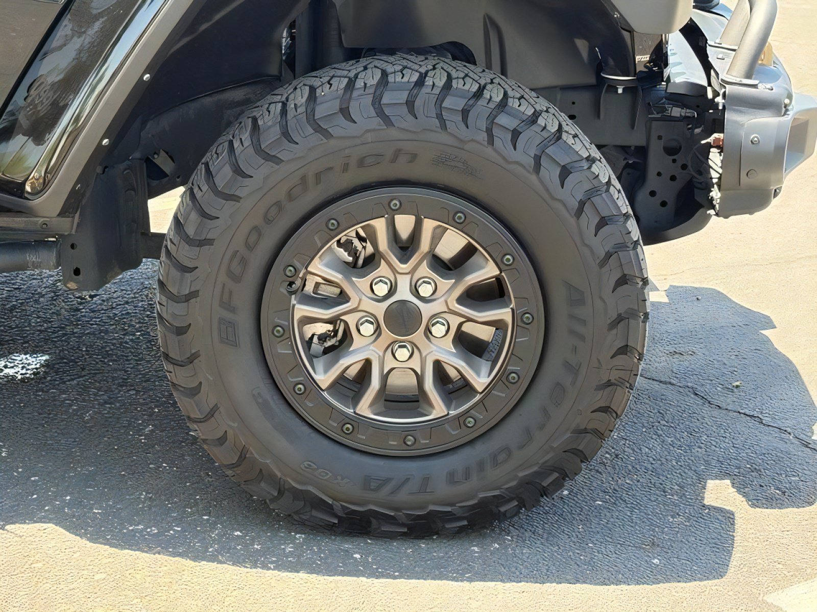 Used 2023 Jeep Wrangler Unlimited Rubicon 392 w/ Trailer Tow Package AWD/4WD image 9
