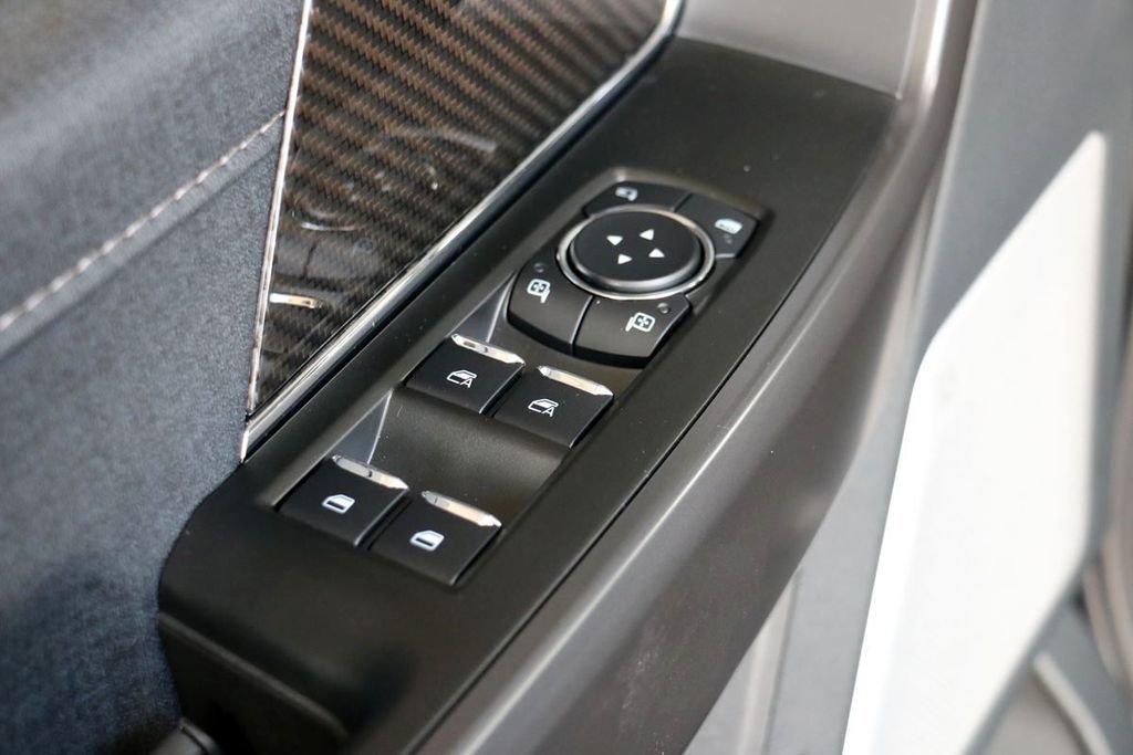 New 2025 Ford F150 Lariat w/ Equipment Group 502A High image 16