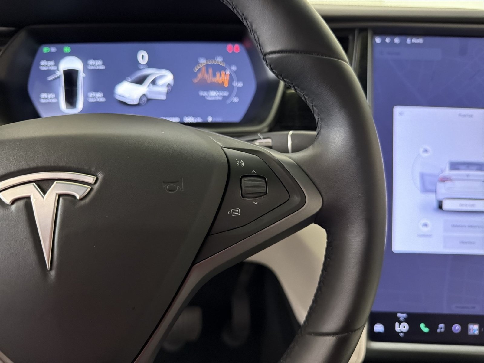 Used 2021 Tesla Model X Long Range AWD/4WD image 43