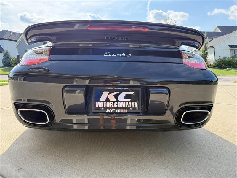 Used 2011 Porsche 911 Turbo AWD/4WD image 42