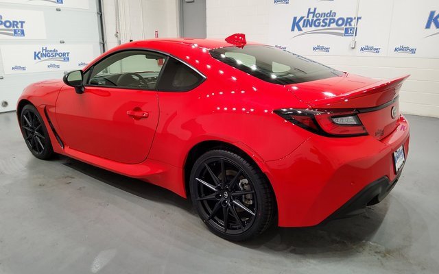 Used 2024 Toyota GR86 Premium image 46