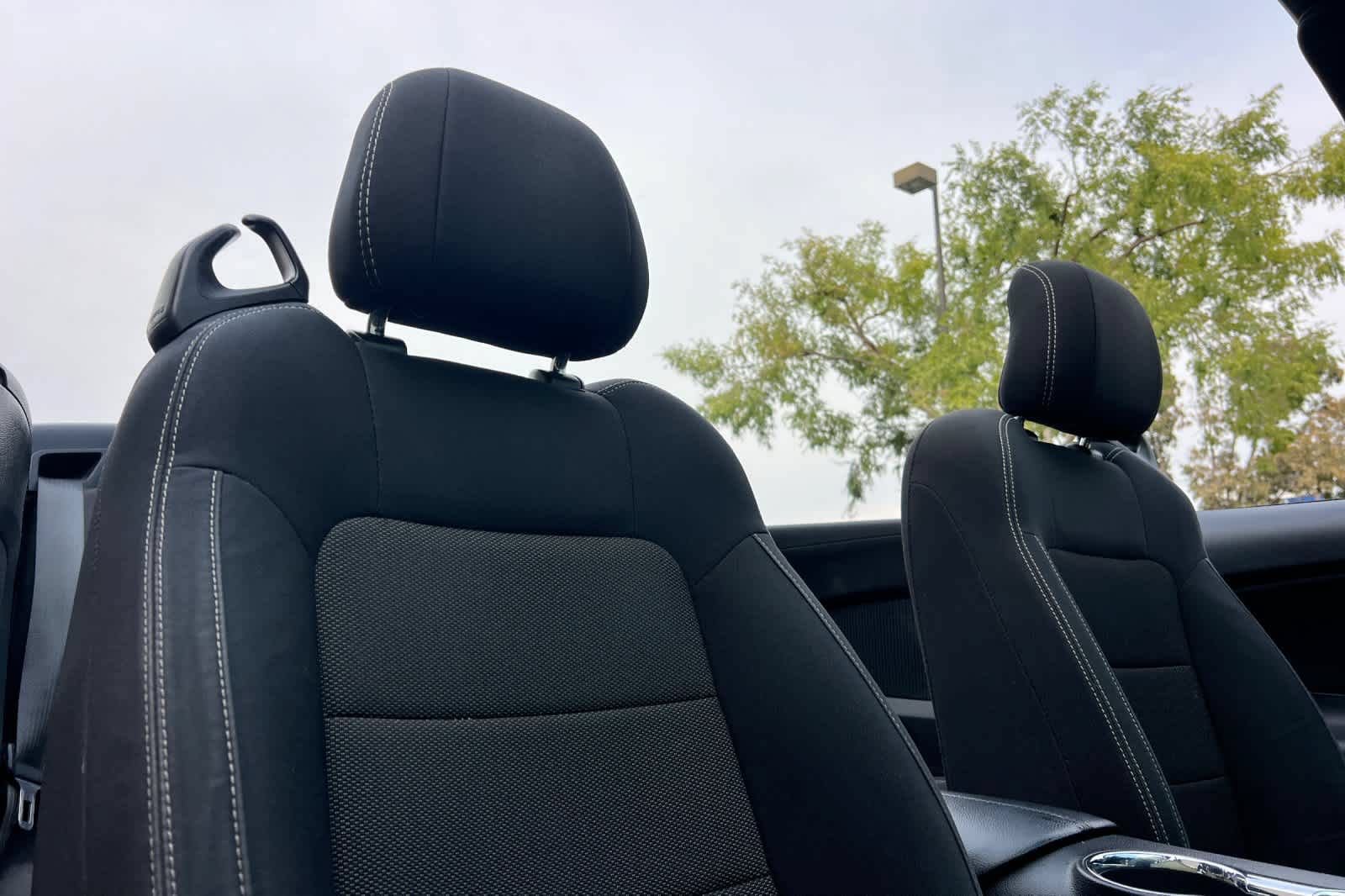 Used 2016 Ford Mustang Convertible RWD image 19