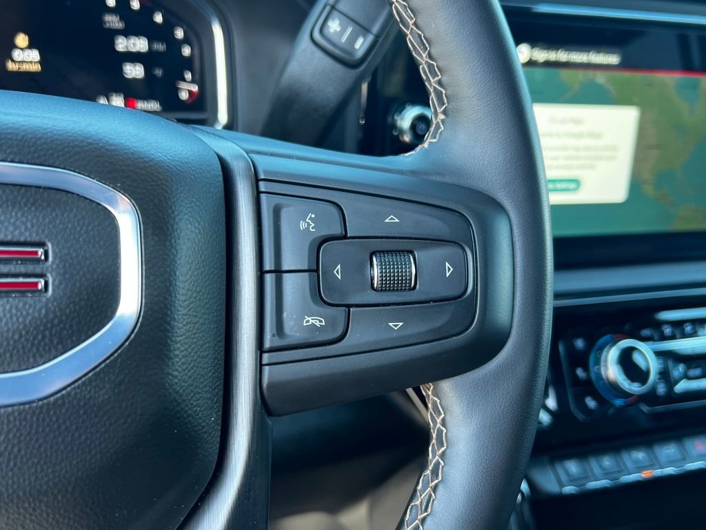 Used 2025 GMC Sierra 2500 AT4 image 25