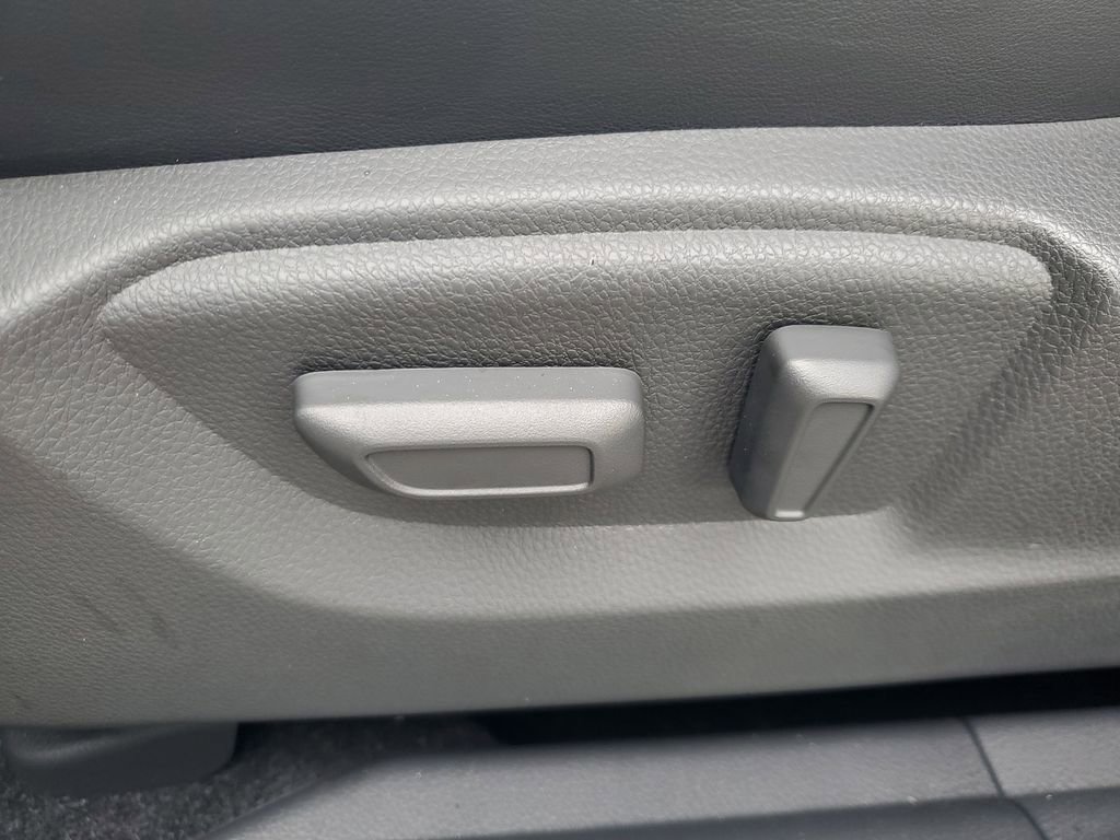 New 2026 Mitsubishi Eclipse Cross Black Edition image 15