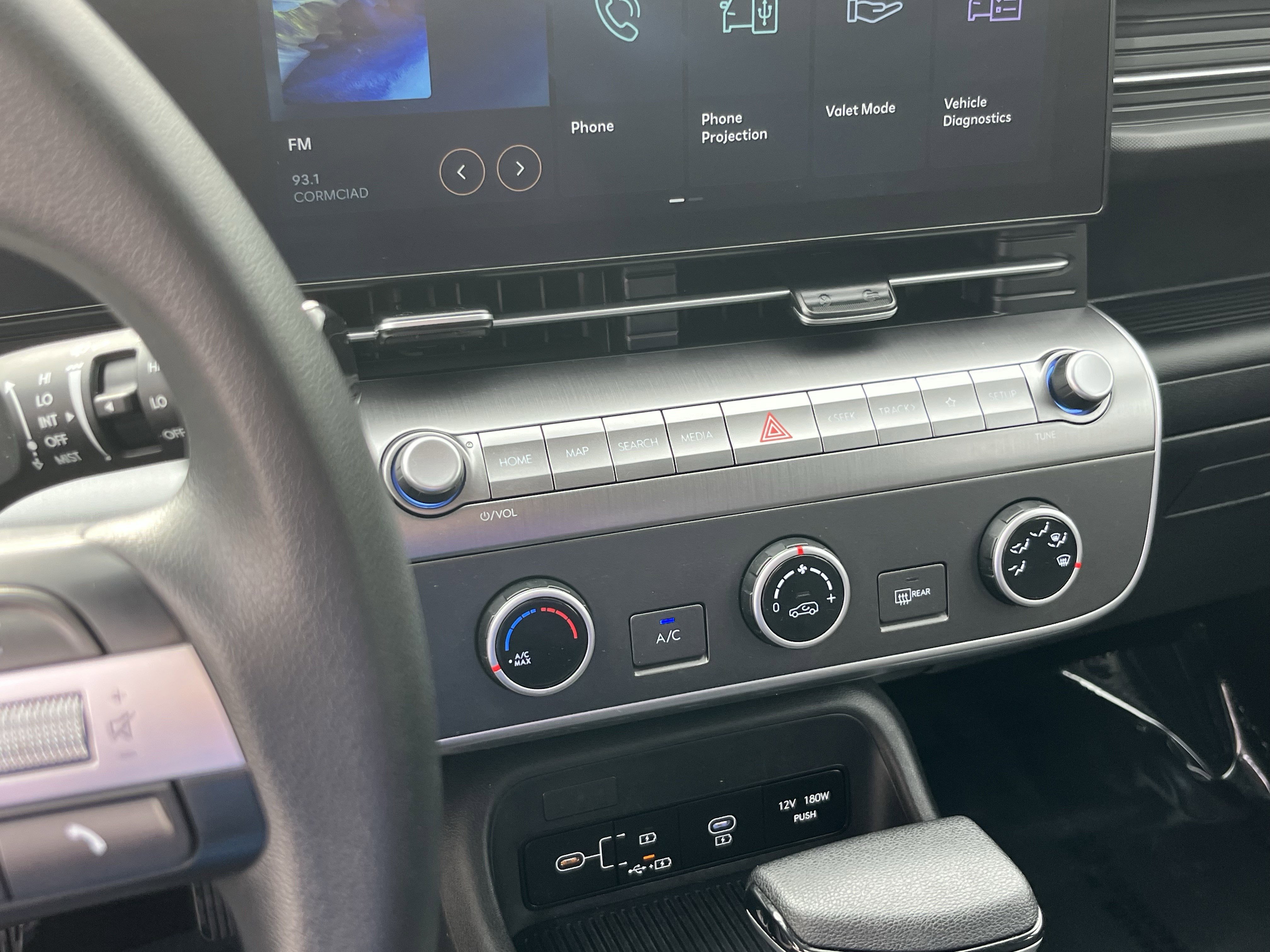 Used 2024 Hyundai Kona SE image 20