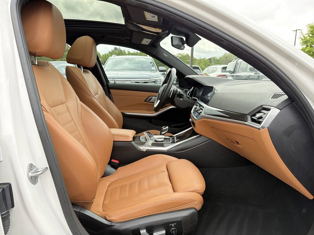 Used 2021 BMW 330i Sedan image 17