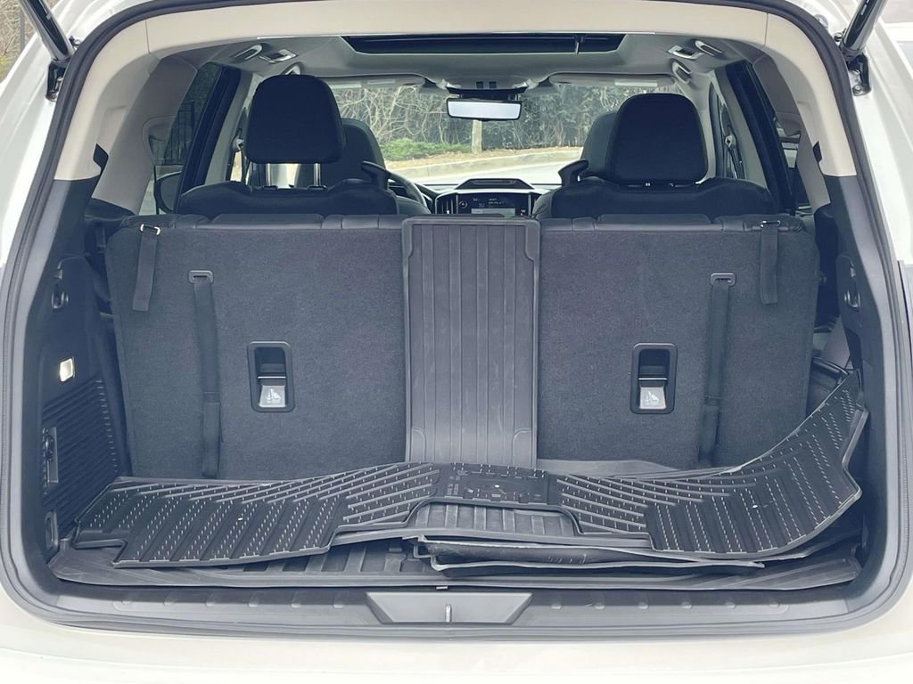 Certified 2025 Subaru Ascent Bronze Edition w/ Popular Package #2 image 9