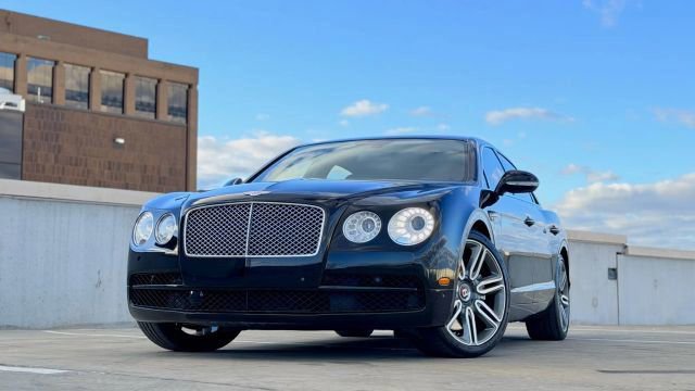 Used 2016 Bentley Flying Spur V8 image 1