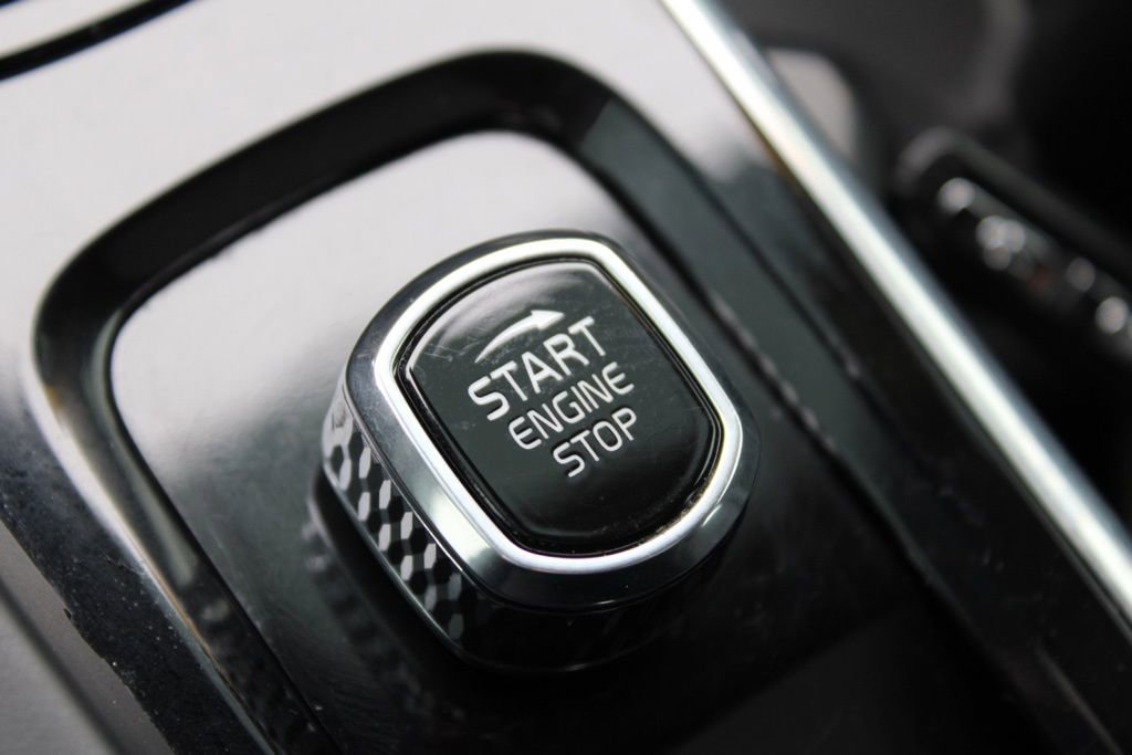 Used 2024 Volvo S60 B5 Plus image 31