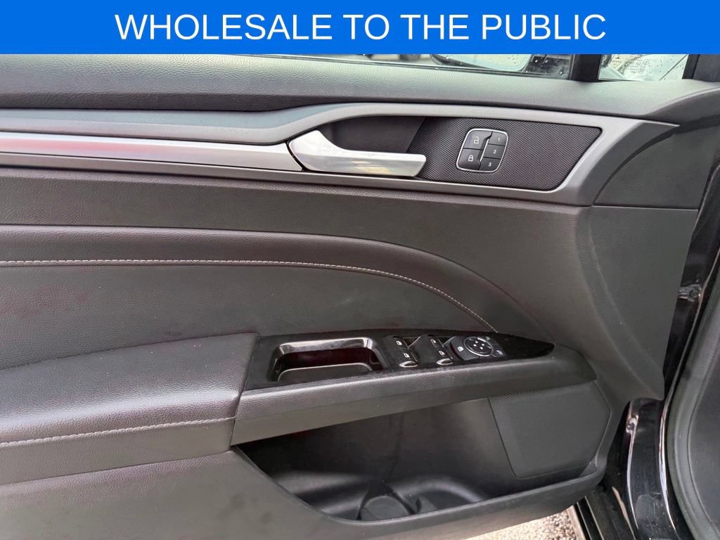 Used 2015 Ford Fusion Titanium FWD image 7
