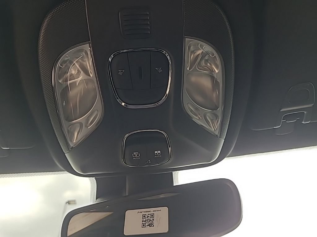 New 2025 Jeep Compass Limited w/ Sun & Sound Group image 29