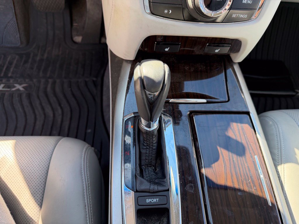 Used 2017 Acura RLX w/ Technology Package FWD image 28